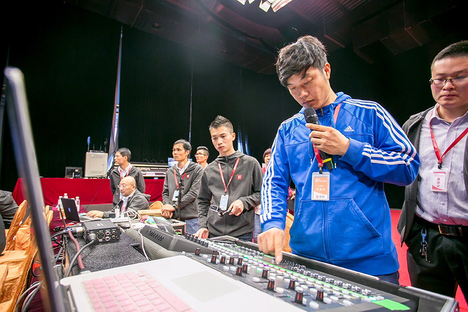 銳豐智能2017現(xiàn)場(chǎng)擴(kuò)聲技術(shù)研討會(huì)圓滿落幕 銳豐智能2017現(xiàn)場(chǎng)擴(kuò)聲技術(shù)研討會(huì)圓滿落幕