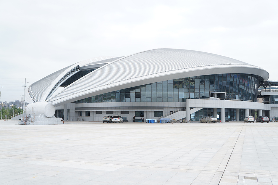 銳豐智能“RF”進(jìn)駐 湘西州文化體育會展中心